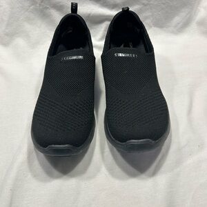 Skechers Black Sleek Slip-On Comfort with arch-fit size 7